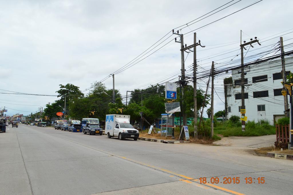 La Paillote Guest House Rayong Exterior foto