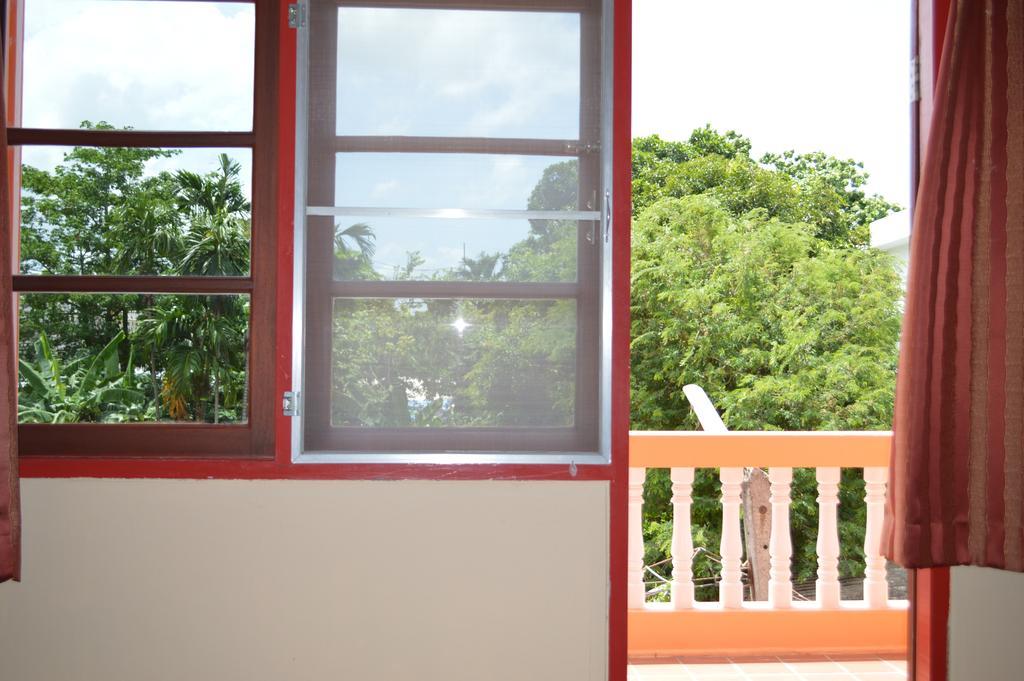 La Paillote Guest House Rayong Quarto foto