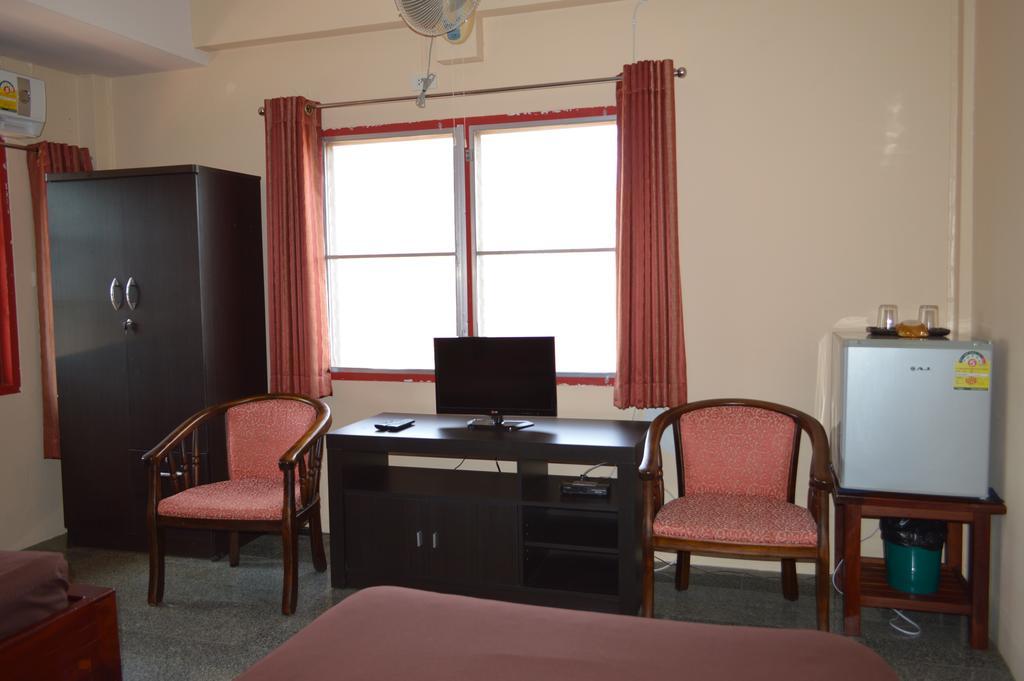 La Paillote Guest House Rayong Quarto foto